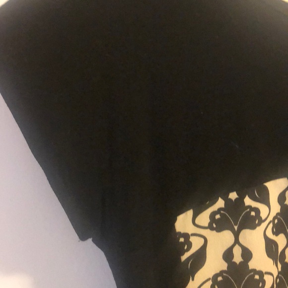 Black and white blouse from Anthropologie Sz M - Picture 3 of 8